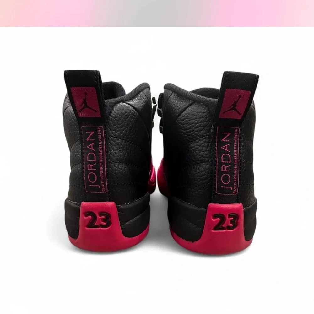 Air Jordan 12 Retro ‘Black Deadly Pink’ GS (2017) - Picture 4 of 8